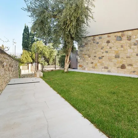 Ca Moderna Apartment *